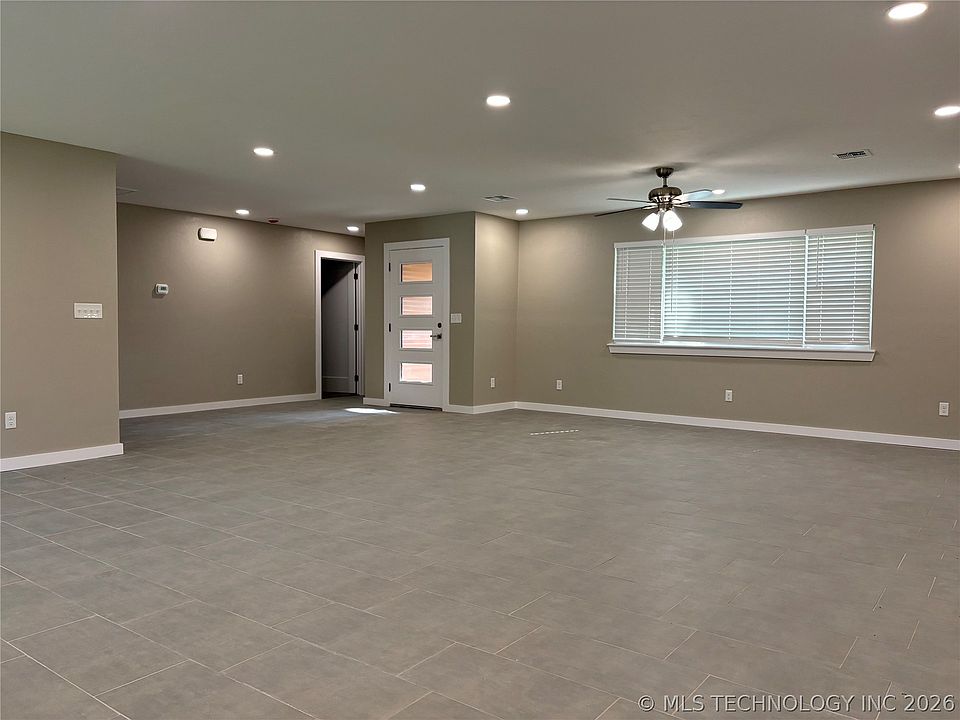 2nd image of 515 Price St