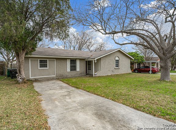 2nd image of 4815 Casa Espana St