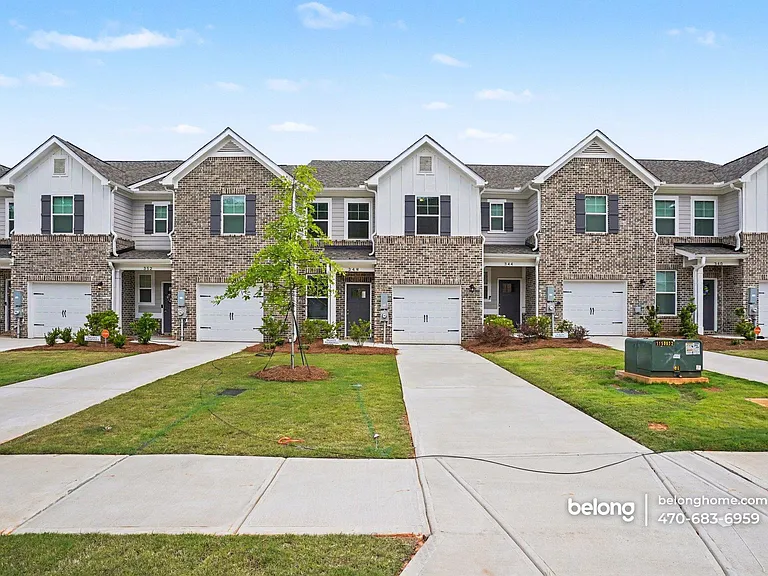 348 Navigator Ln — Photo 3