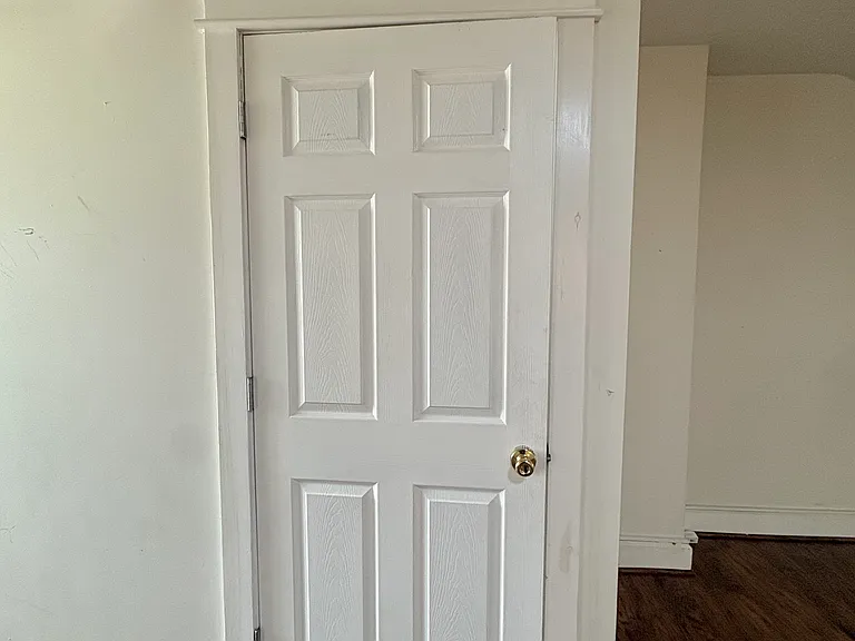 48 E Princess St #2 — Photo 28