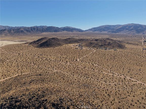 4th image of 1 Fairview Valley Rd
