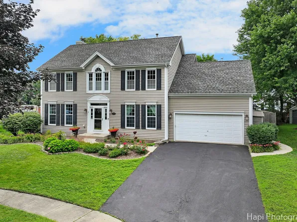 768 Wexford Ct, Grayslake, IL 60030