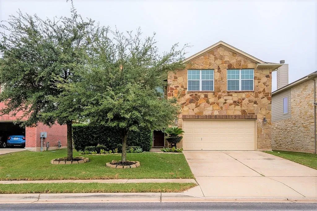 Building Photo - 14821 Fernhill Dr