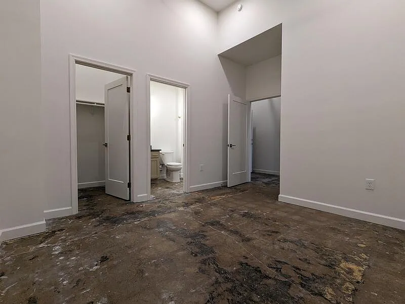 1 bed, 1.0 bath, 751 sqft, $1,145 — Photo 2