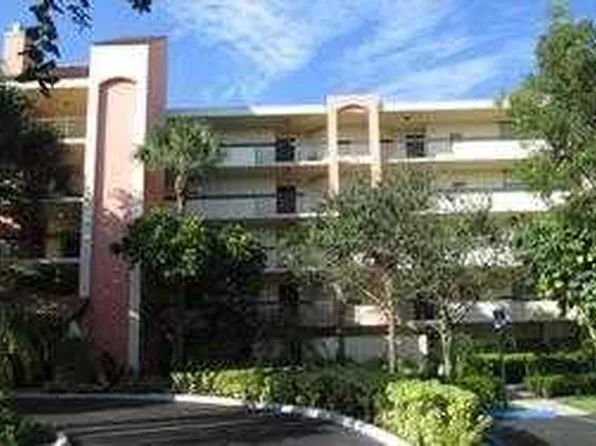 955 Egret Cir APT 110, Delray Beach, FL 33444