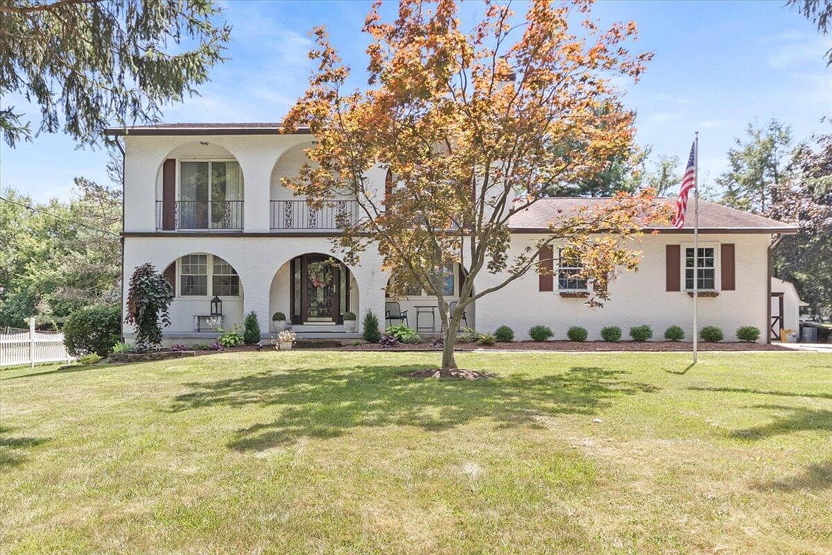 6245 Feder Rd, Columbus, OH 43228 | Zillow