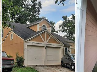 563 Crestridge Ct, Stone Mountain, GA 30083