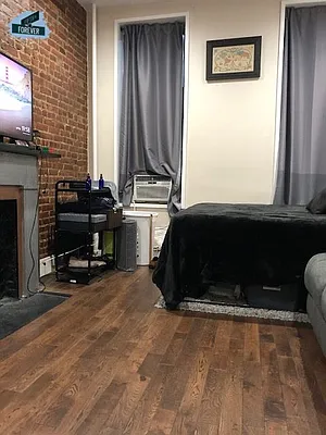 Rented by Fifth & Forever LLC | media 27