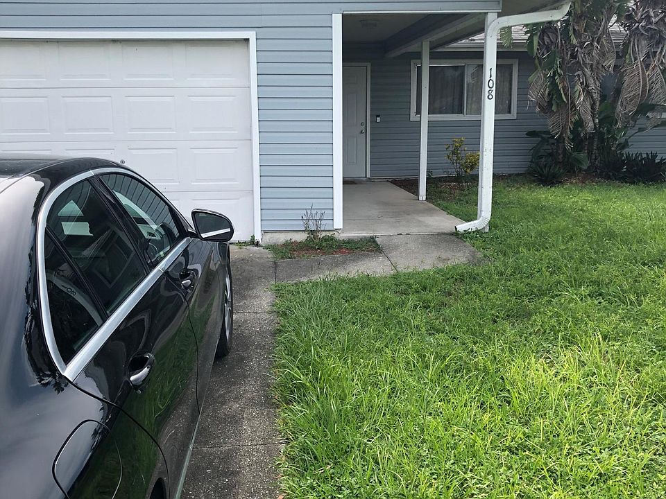 1st image of 108/110 NW 15th Pl