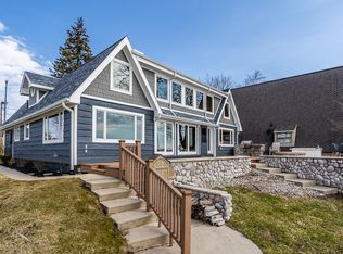 8962 Cherry Point Rd, Manitou Beach, MI 49253