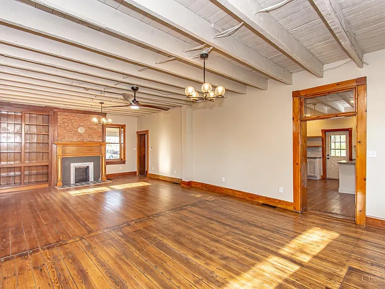 117 Montgomery Ave — Photo 11
