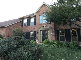 2111 Fall Brook Drive, Naperville, IL 60565
