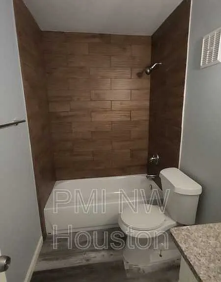 2677 Gessner Rd #202 — Photo 5