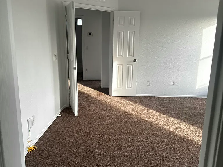 12337 W Sweetwater Ave — Photo 14