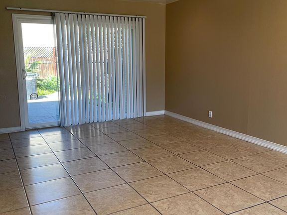 2nd image of 7299 Unicorn Cir