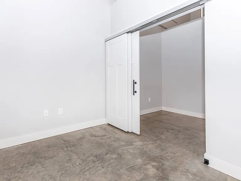 Residence at Discovery Square - 511 3rd Avenue Southwest — Photo 11