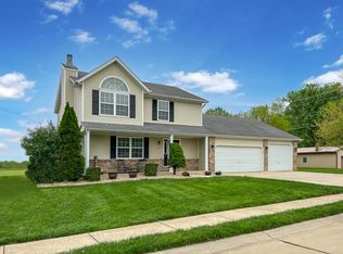 812 Victoria Ln, O'Fallon, IL 62269