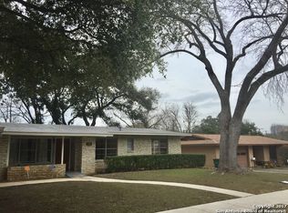 323 Montfort Dr, San Antonio, TX 78216