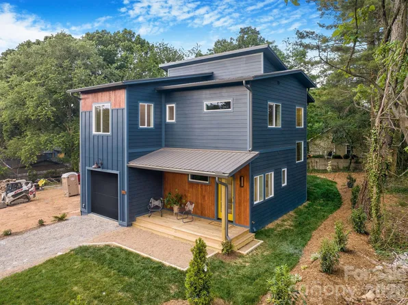 14 Da Vinci Ct, Asheville, NC 28806