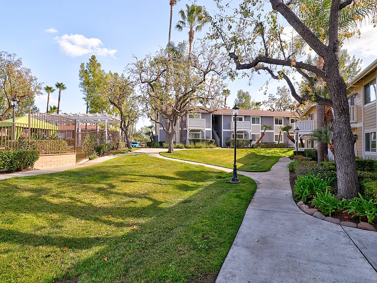 Stonewood Apartments Homes — Photo 23