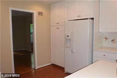 4th image of 4209 Cordell St