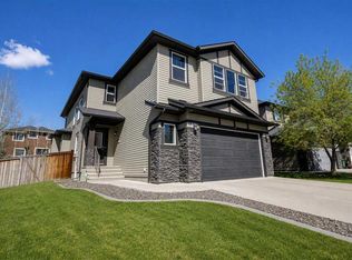 29 E Drake Landing Loop, Okotoks, AB T1S0H1