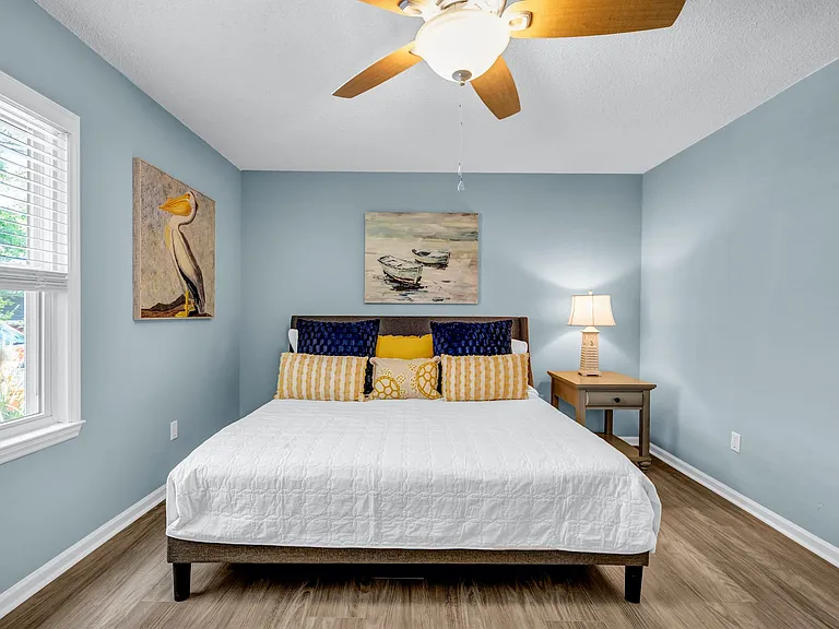 2705B Havens Dr — Photo 11