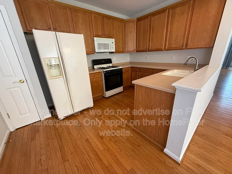 21793 Ladyslipper Sq — Photo 4