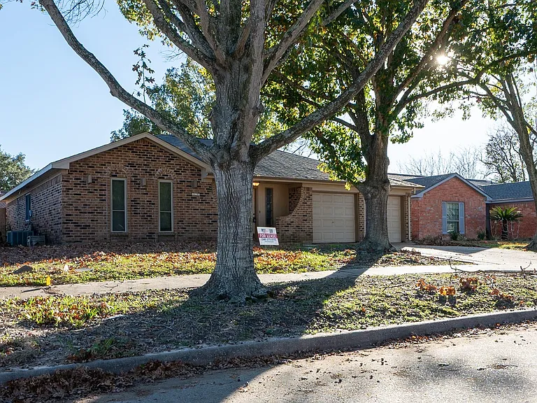 22811 Elkana Deane Ln — Photo 2
