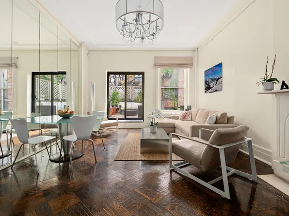 51 East 75th Street image 13 of 20