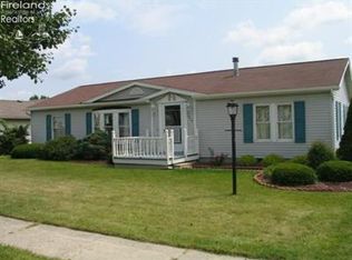 879 N Woodland Ave, Clyde, OH