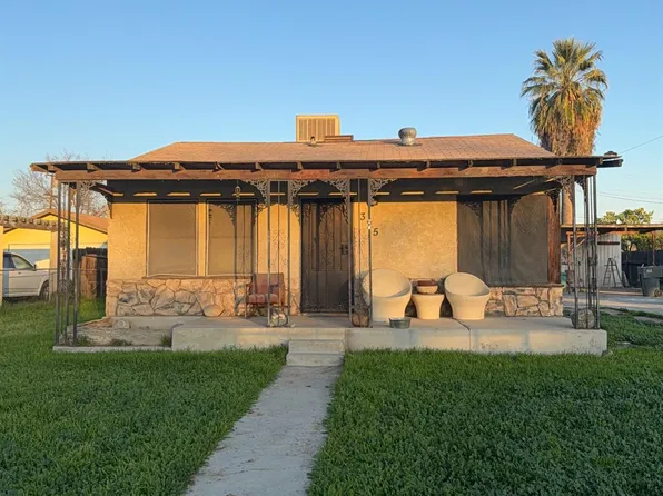 325 Hayslett Ave, Bakersfield, CA 93307