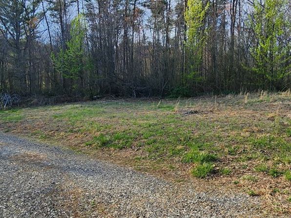 123 Misty Mountain Ln, Cana, VA 24317