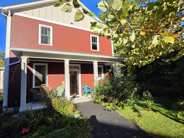 117 Olander Dr Unit 17B, Northampton, MA 01060