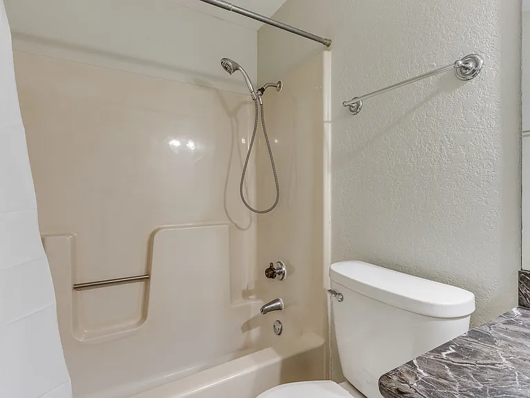 8413 Bigwood Dr — Photo 31