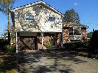 985 Van Buren St, Baldwin, NY 11510