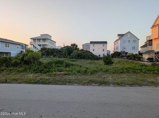 1110 N Topsail Drive N, Surf City, NC 28445