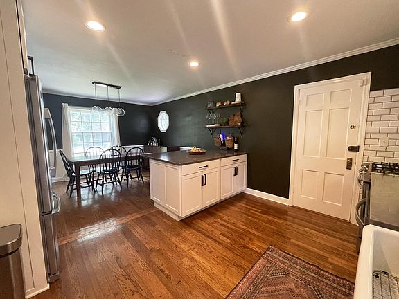 4th image of 8743 Minnehaha Ln