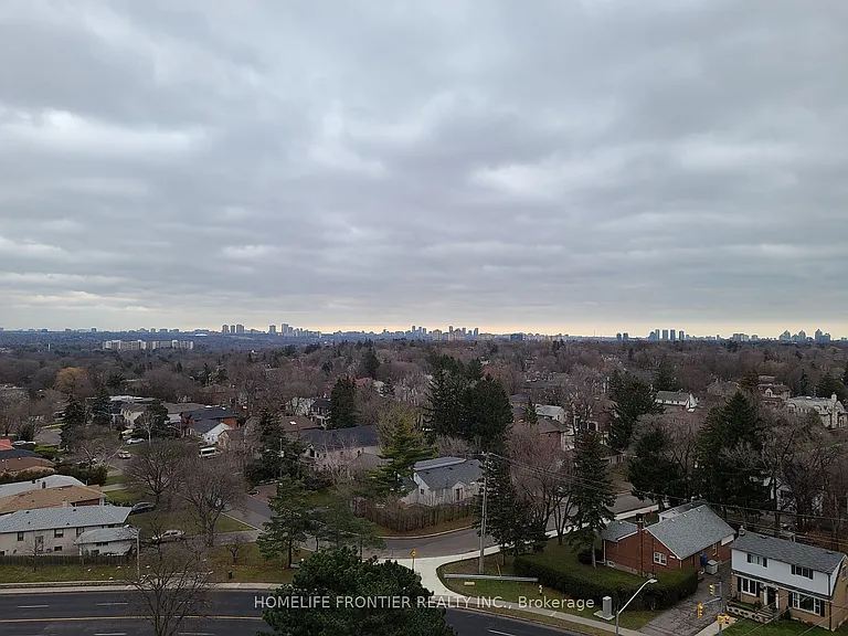 7167 Yonge St #906 — Photo 17