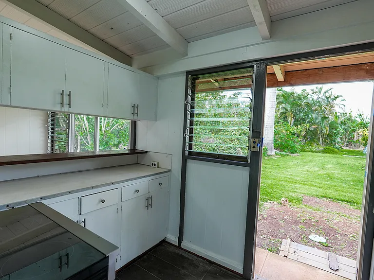 1840 California Ave — Photo 10