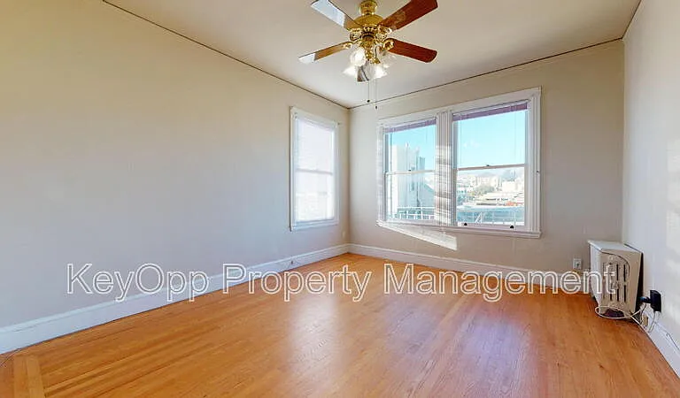 895 31st Ave #7 — Photo 13