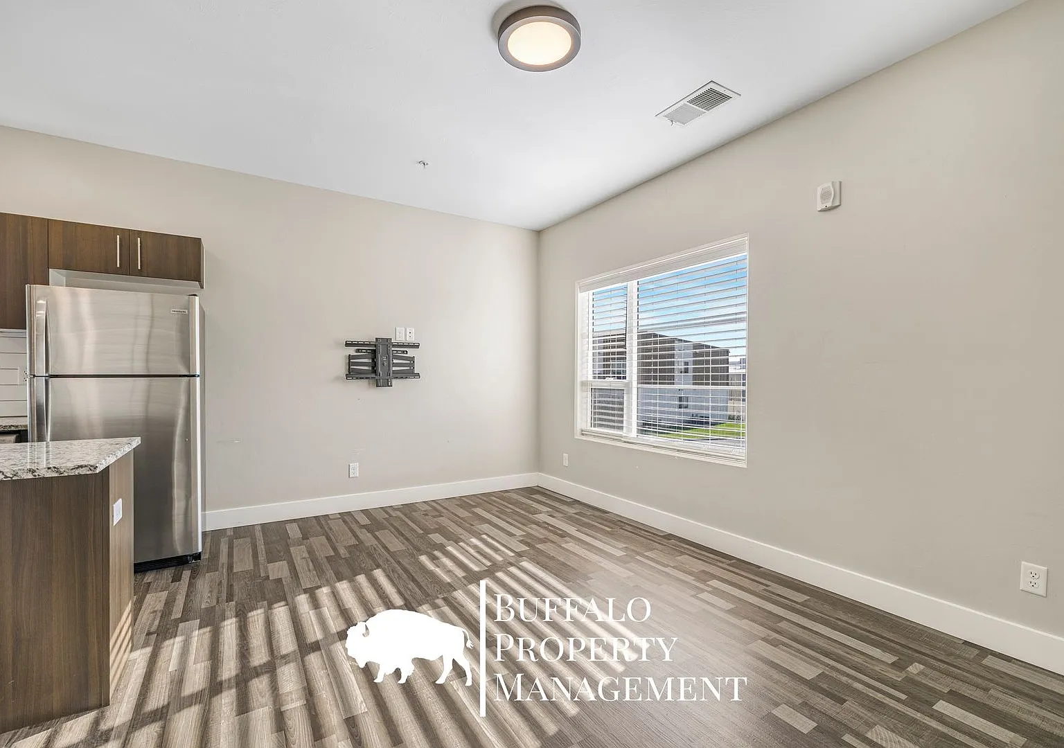 591 Turin Way — Photo 3