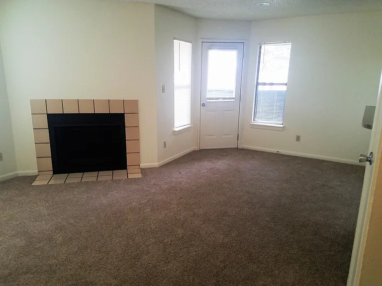 Quincy Ridge Apartments — Photo 108