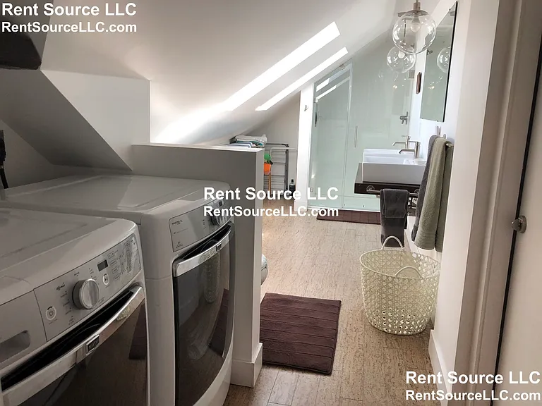 17 Everett St #B — Photo 18