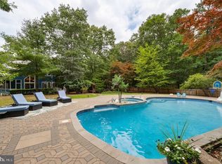 209 Shady Knoll Ln, Galloway, NJ 08205