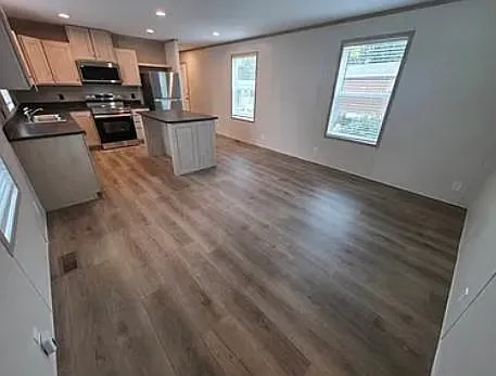 1312 W Harbour — Photo 14