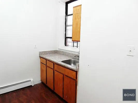 Rented by Bond New York | media 5