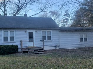 1911 S Calhoun St, Griffith, IN 46319