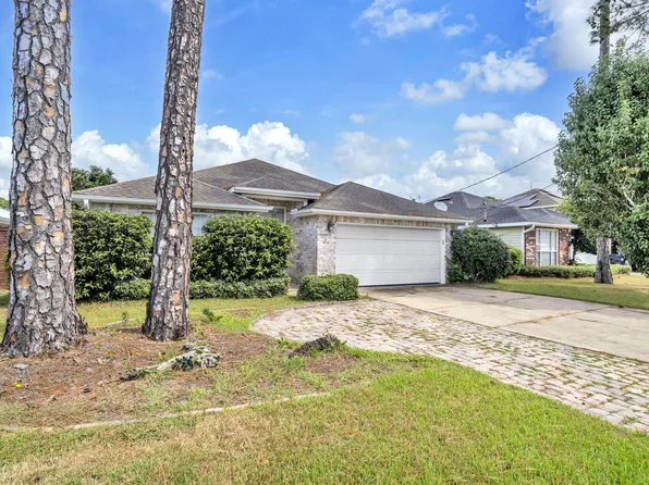 241 Long Lake Dr, Miramar Beach, FL 32550
