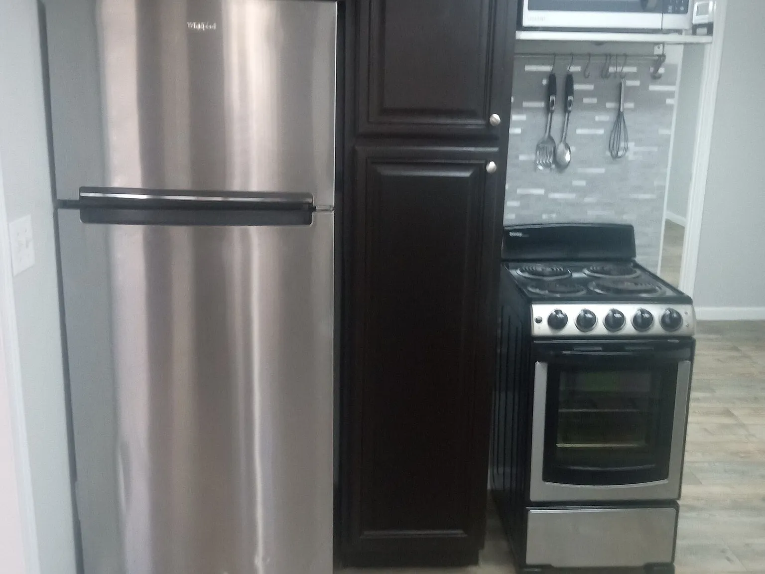 1 bed, 1.0 bath, 900 sqft, $1,100 — Photo 4